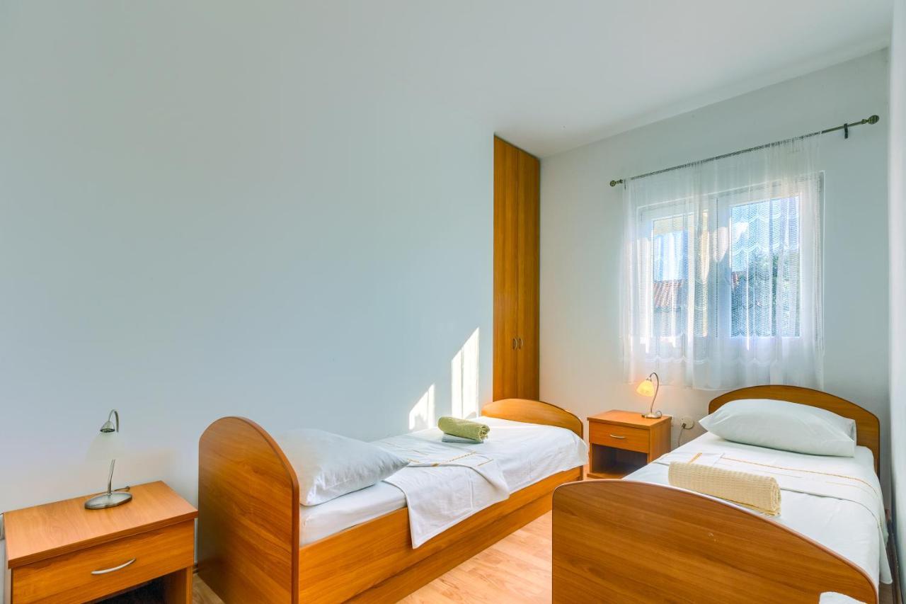 Apartmani Vukicevic Водице Екстериор снимка