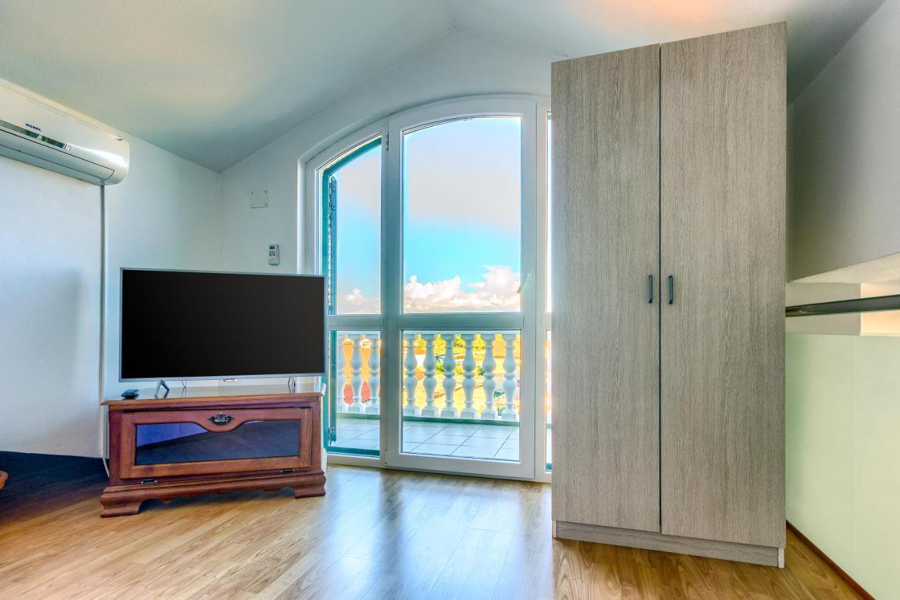 Apartmani Vukicevic Водице Екстериор снимка