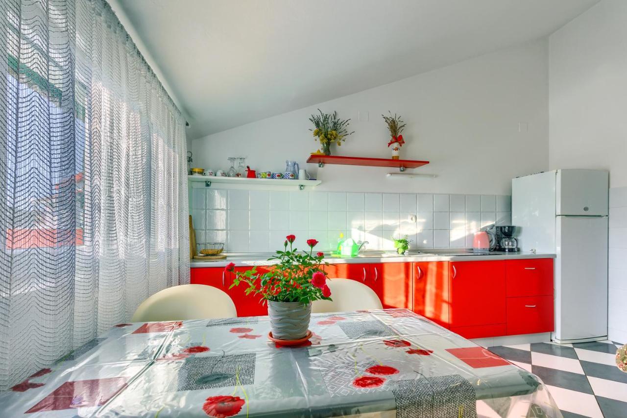 Apartmani Vukicevic Водице Екстериор снимка