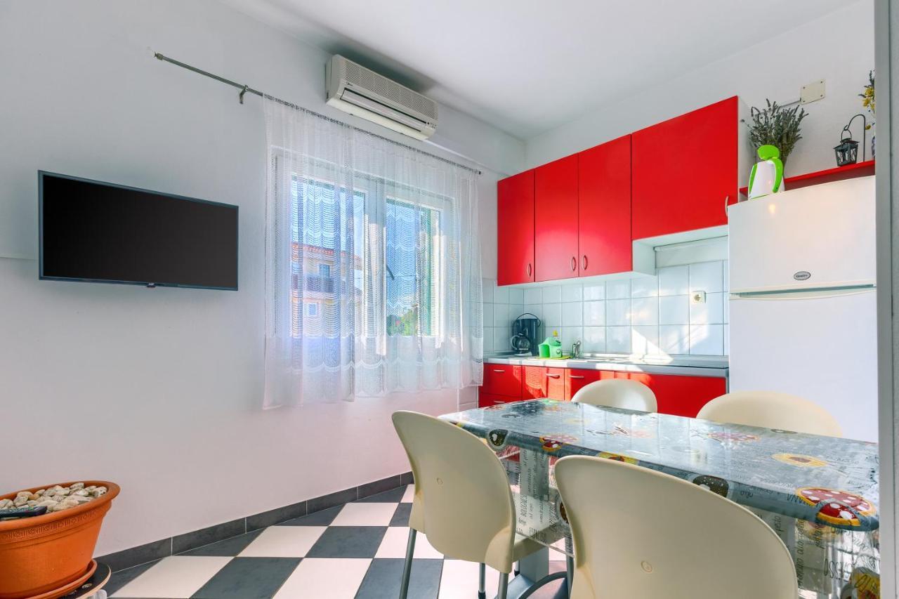 Apartmani Vukicevic Водице Екстериор снимка